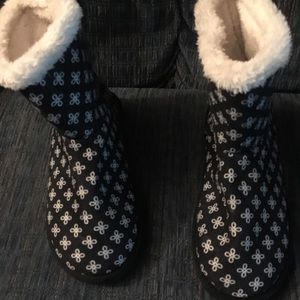 Vera Bradley slippers